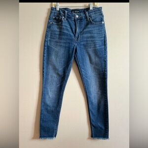 Lucky Brand Blue Skinny Jeans with Stretch